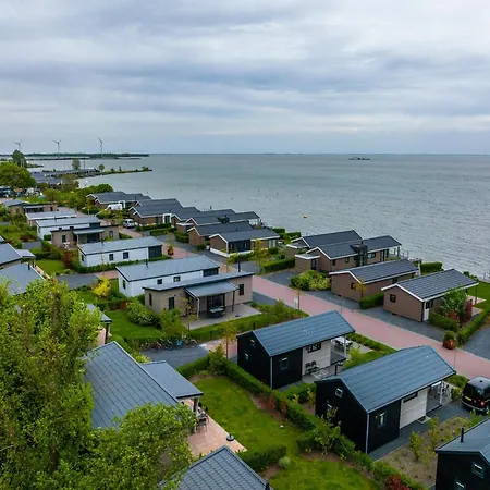 Modern Located On The Markermeer Bovenkarspel