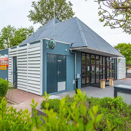 شاليه Modern Located On The Markermeer Bovenkarspel